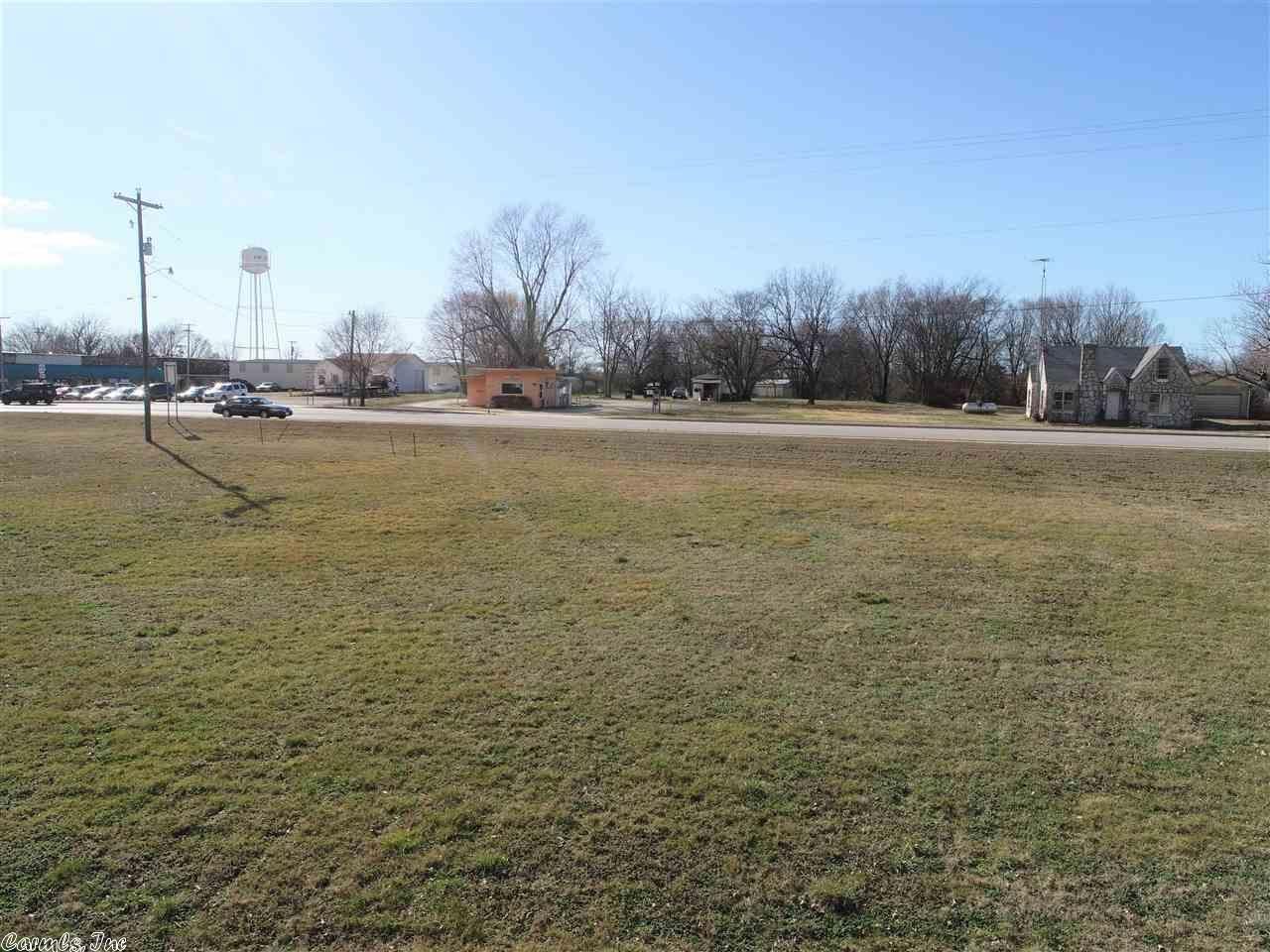 000 E Main, Ash Flat, AR 72513